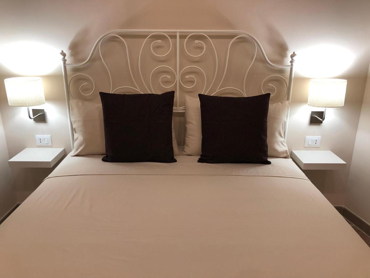B&B Meliora Rooms アヴォラ エクステリア 写真
