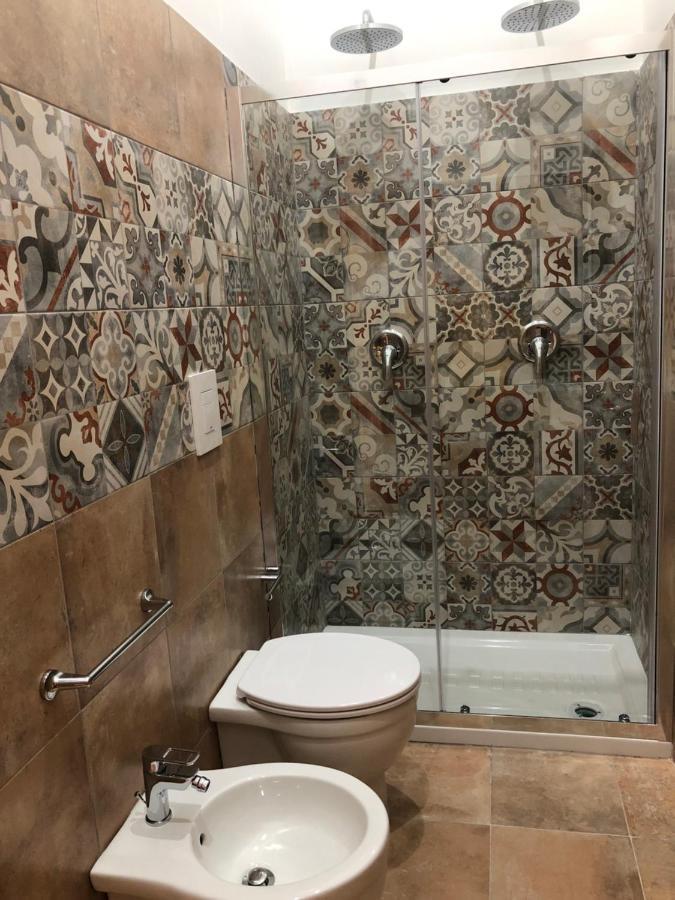 B&B Meliora Rooms アヴォラ エクステリア 写真