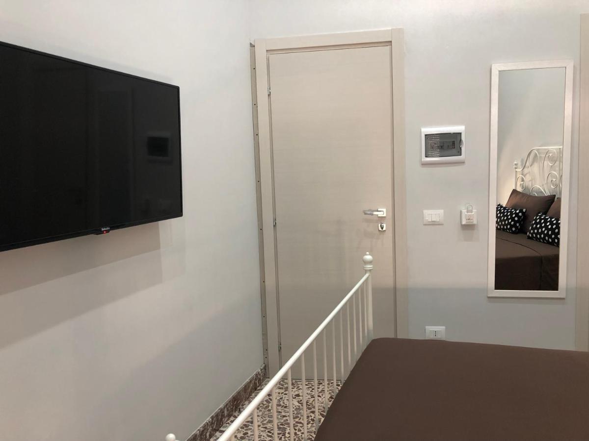 B&B Meliora Rooms アヴォラ エクステリア 写真