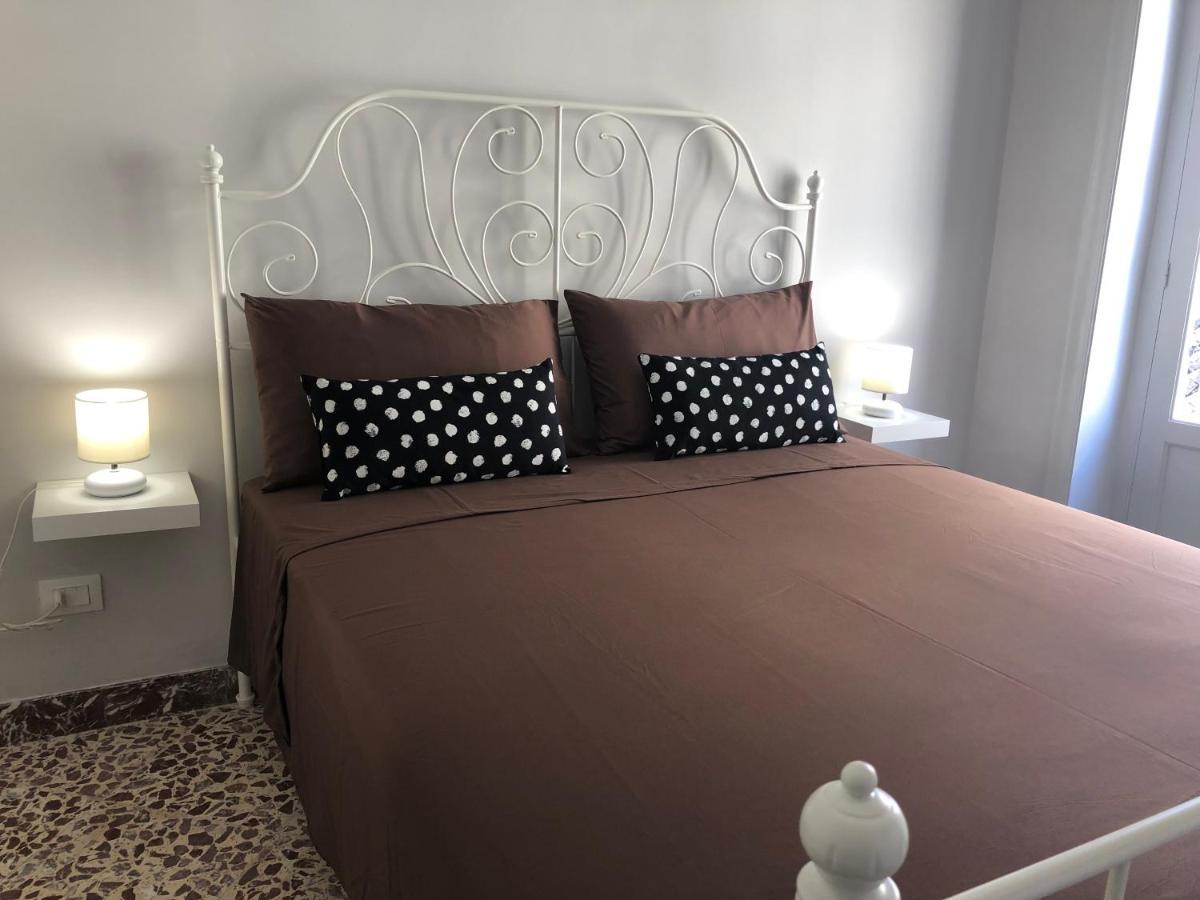 B&B Meliora Rooms アヴォラ エクステリア 写真