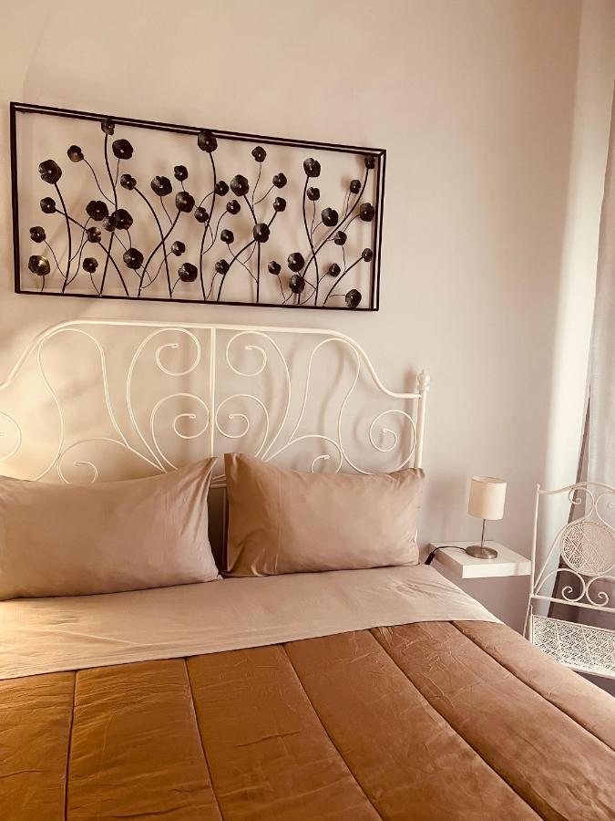 B&B Meliora Rooms アヴォラ エクステリア 写真
