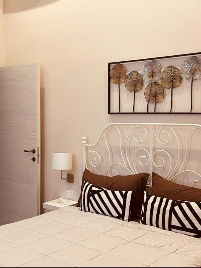 B&B Meliora Rooms アヴォラ エクステリア 写真