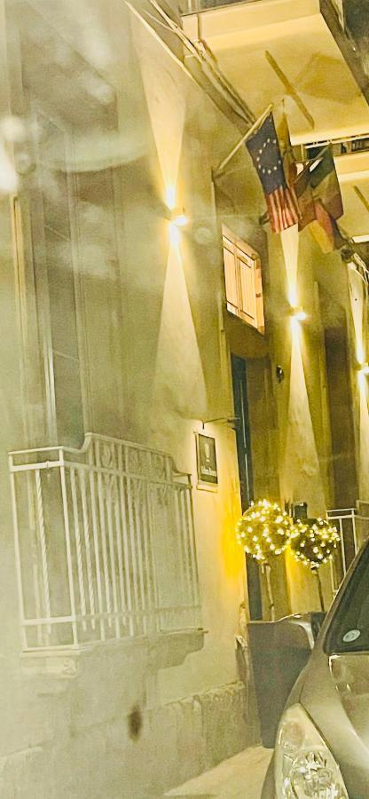 B&B Meliora Rooms アヴォラ エクステリア 写真